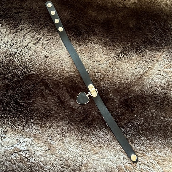Heart Rocker Choker - Picture 4 of 4
